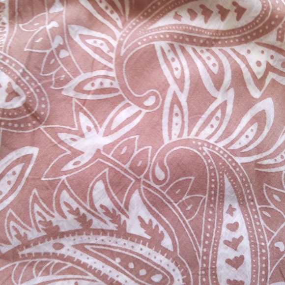 Brown Paisley Print V-Neck Tank Top w/ Ruffles - Picture 6 of 8